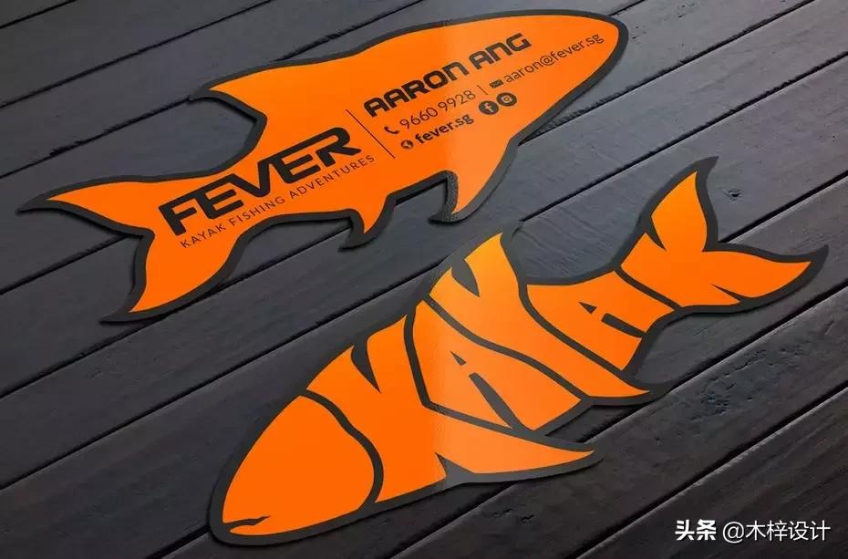 职场实用名片礼仪,名片礼仪在职场上的重要性