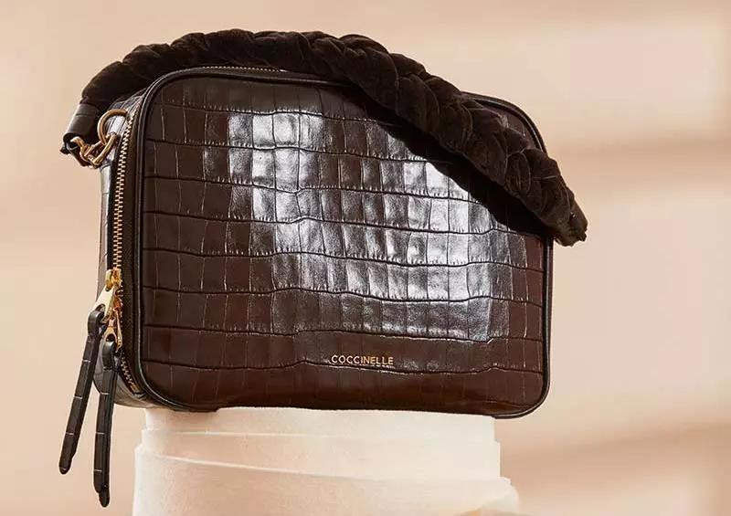 姚晨同款包什么品牌,杨幂刘雯明星同款小包包