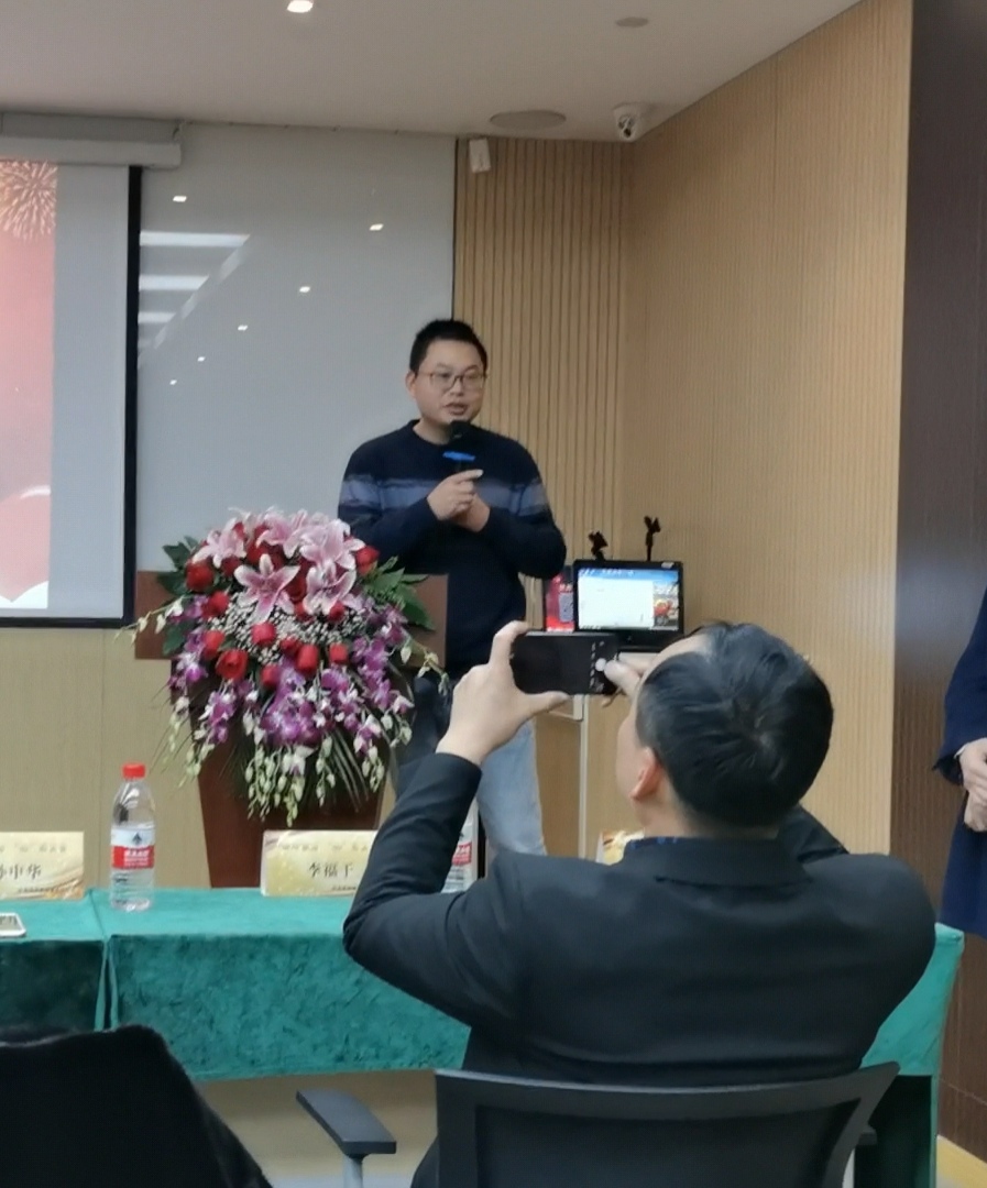 鍑濆績鑱氬姏璋嬪彂灞曞垱鏂扮瓚姊﹀悜鏈潵,鍑濆績鑱氬姏鍚戞湭鏉ュ悓蹇冪瓚姊︽柊鏃朵唬