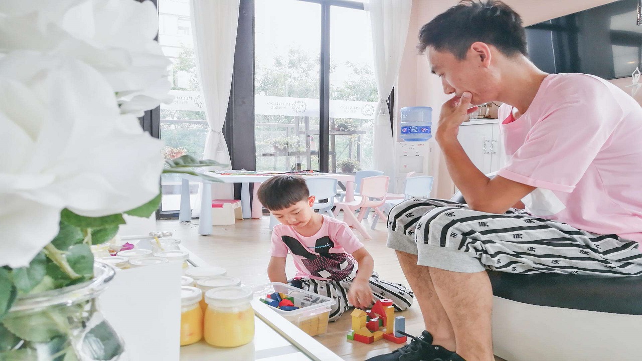 小孩子玩过家家是什么心理,儿童的过家家是一种什么心理