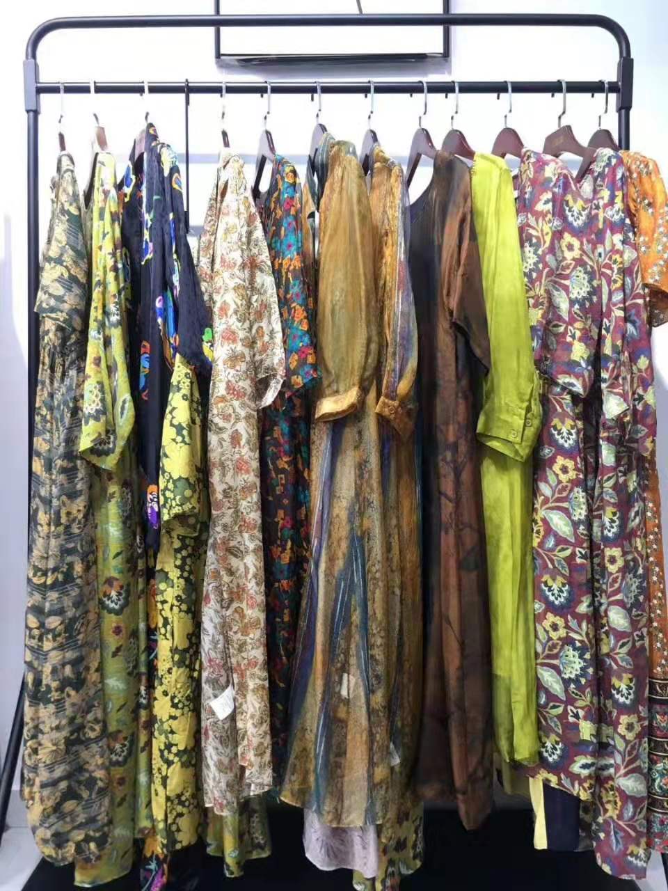 2020年一线品牌女装折扣店,女装品牌折扣店做什么