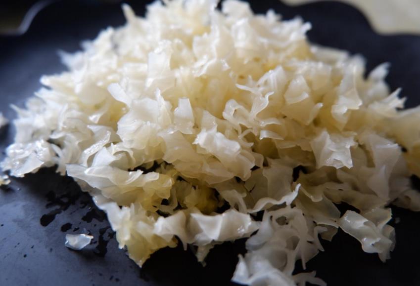 为什么煮银耳煮不出粘稠感,为啥煮银耳汤不黏