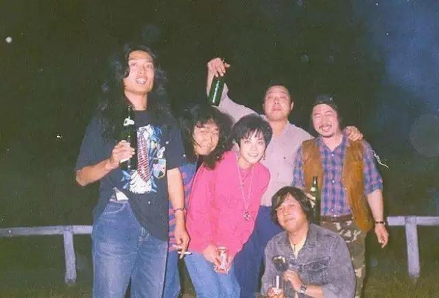 王菲怎么样谈恋爱的,歌坛天后王菲谢霆锋