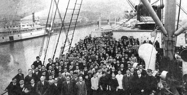 泪崩!1年1张,百年上海,老底子上海人都看哭了!