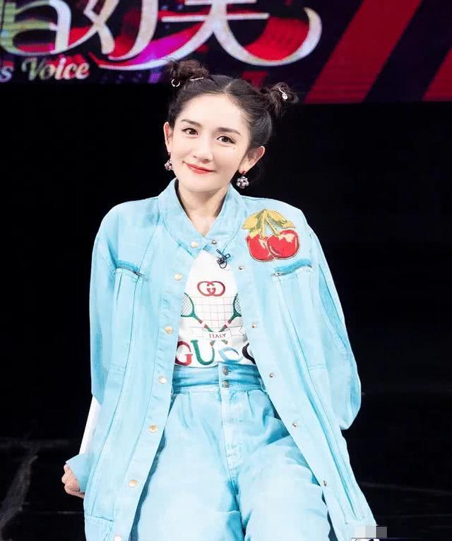 谢娜终于对“樱桃牛仔”下手了,38岁穿成18岁,90后爱了!