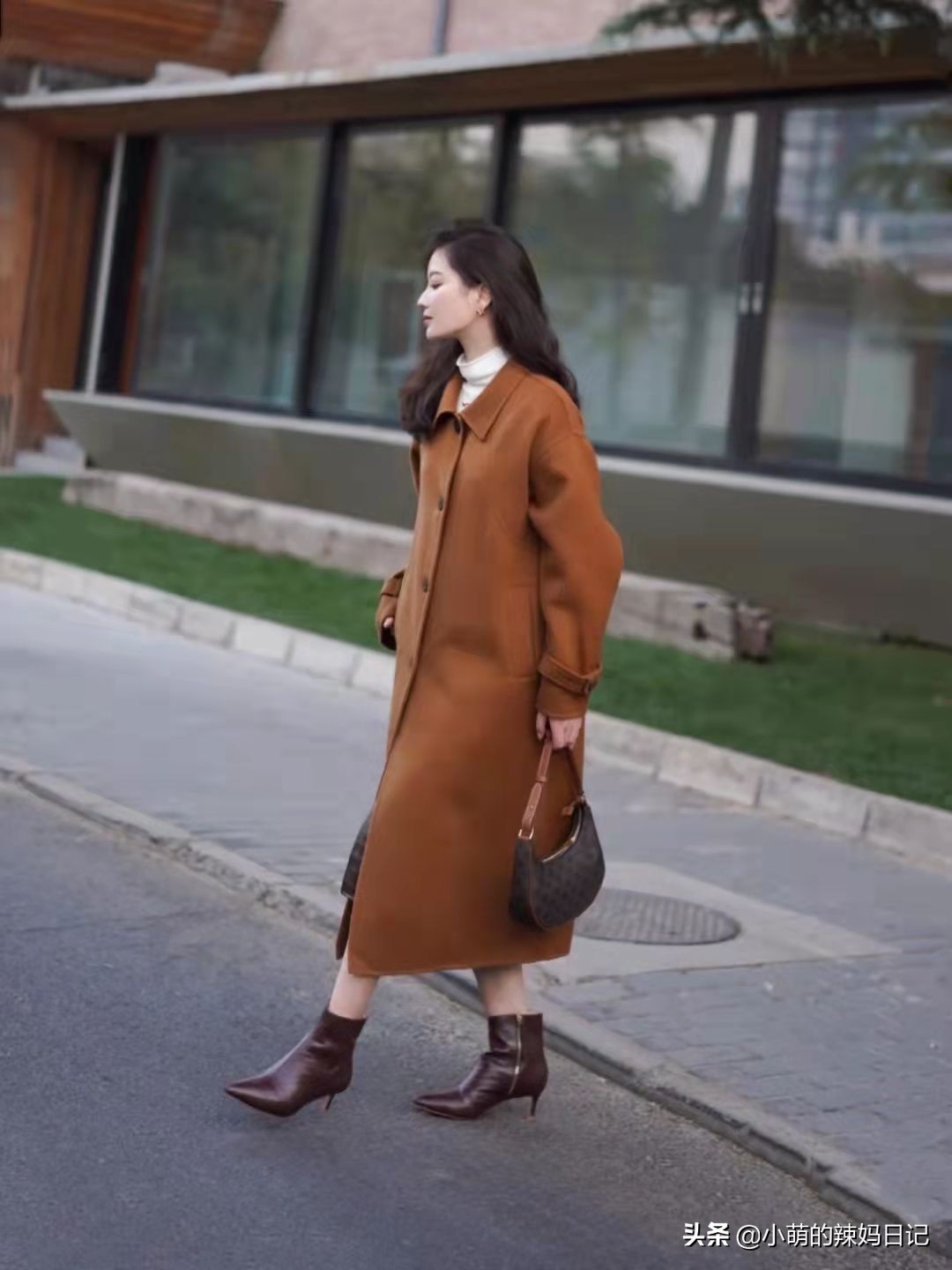 秋冬靴子推荐什么颜色,靴子穿哪种颜色洋气