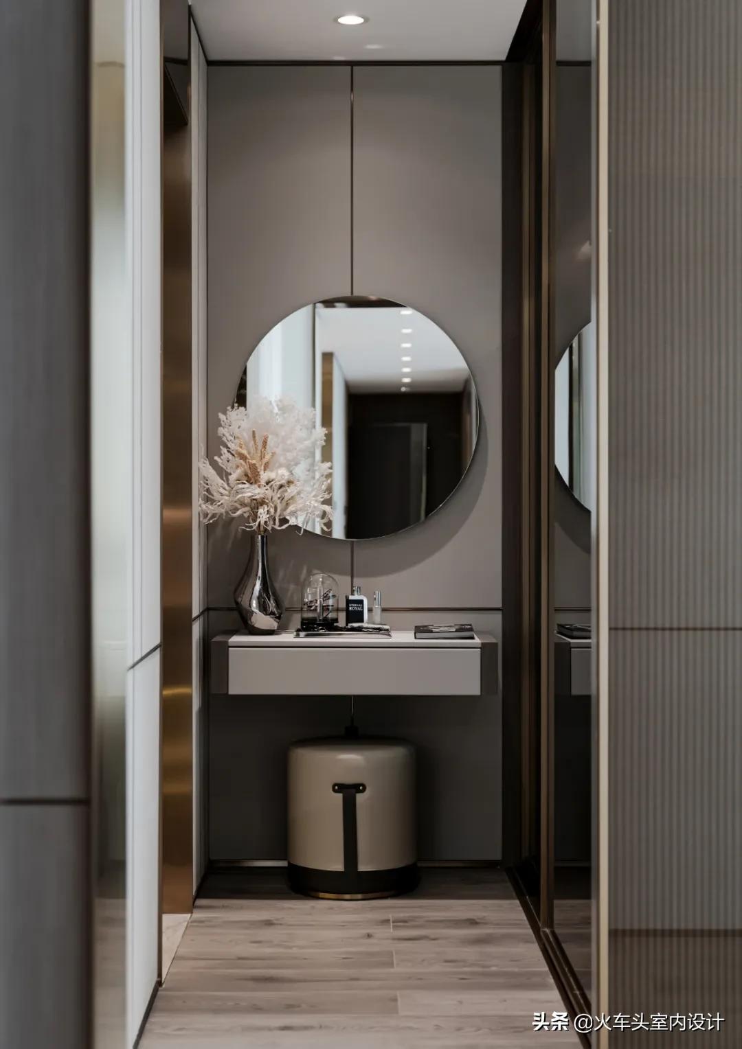 现代意式风情赋予空间奢华的灵魂,元禾大千成都艺术品有限公司招牌