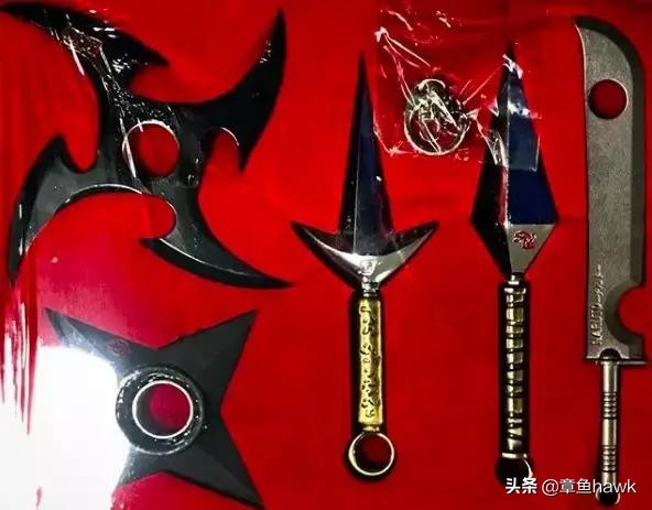 机场安检奇怪的行李,机场安检看到行李箱的奇怪东西