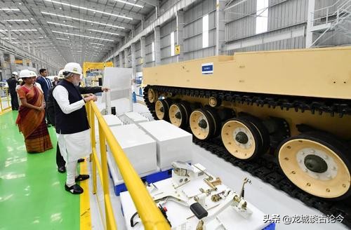 中国人穿越到印度赚钱