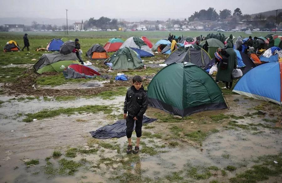 女人沦为*奴性**,男人被活埋:和平的不是这个时代,而是国家!