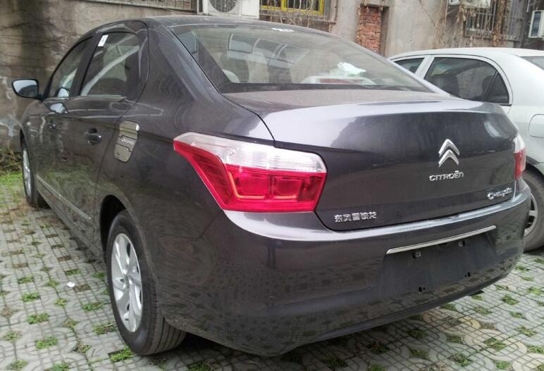 2018年的爱丽舍手动挡值得买吗,省油耐用二手车1万以下推荐