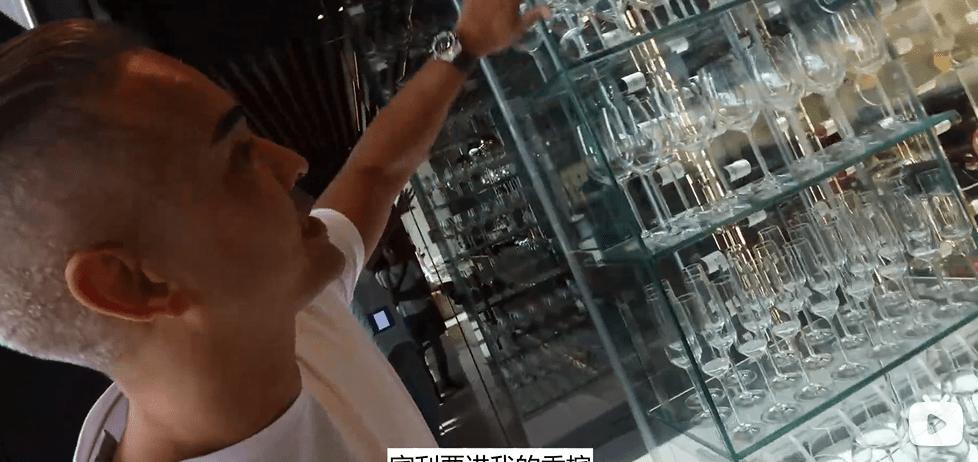 迪拜小哥豪宅,迪拜土豪哥卖劳斯莱斯