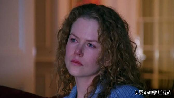 《大开眼戒》：阿汤夫妇在电影公映后离婚，导演在公映前突然死亡