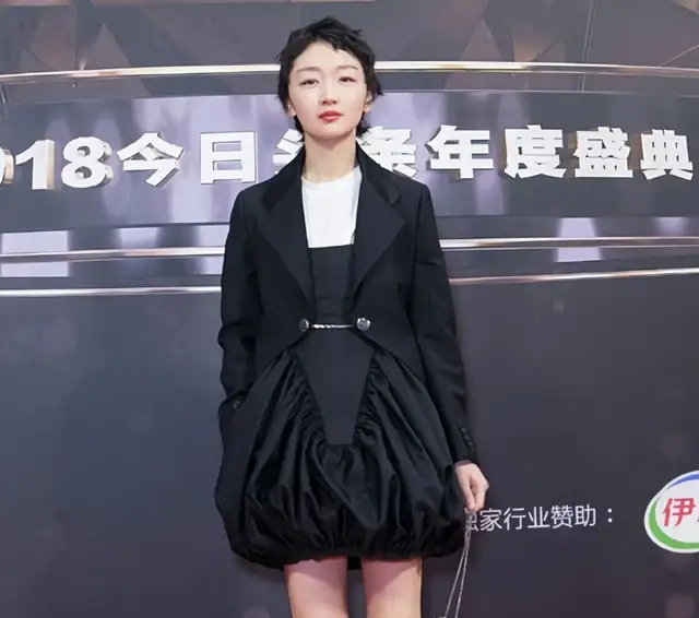 今年火的蚂蚁裙,今夏很火的仙女裙