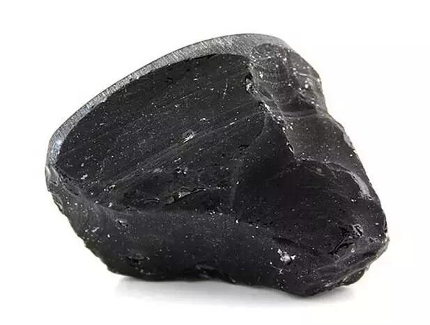 捡到这些石头不要扔真的很值钱,哪些石头价值连城千万别扔