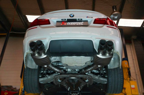 天蝎排气akrapovic中国官网,akrapovice天蝎全段钛合金排气