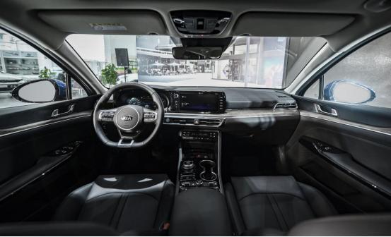 向同级主流代表发起挑战,全新起亚K凭何实力?