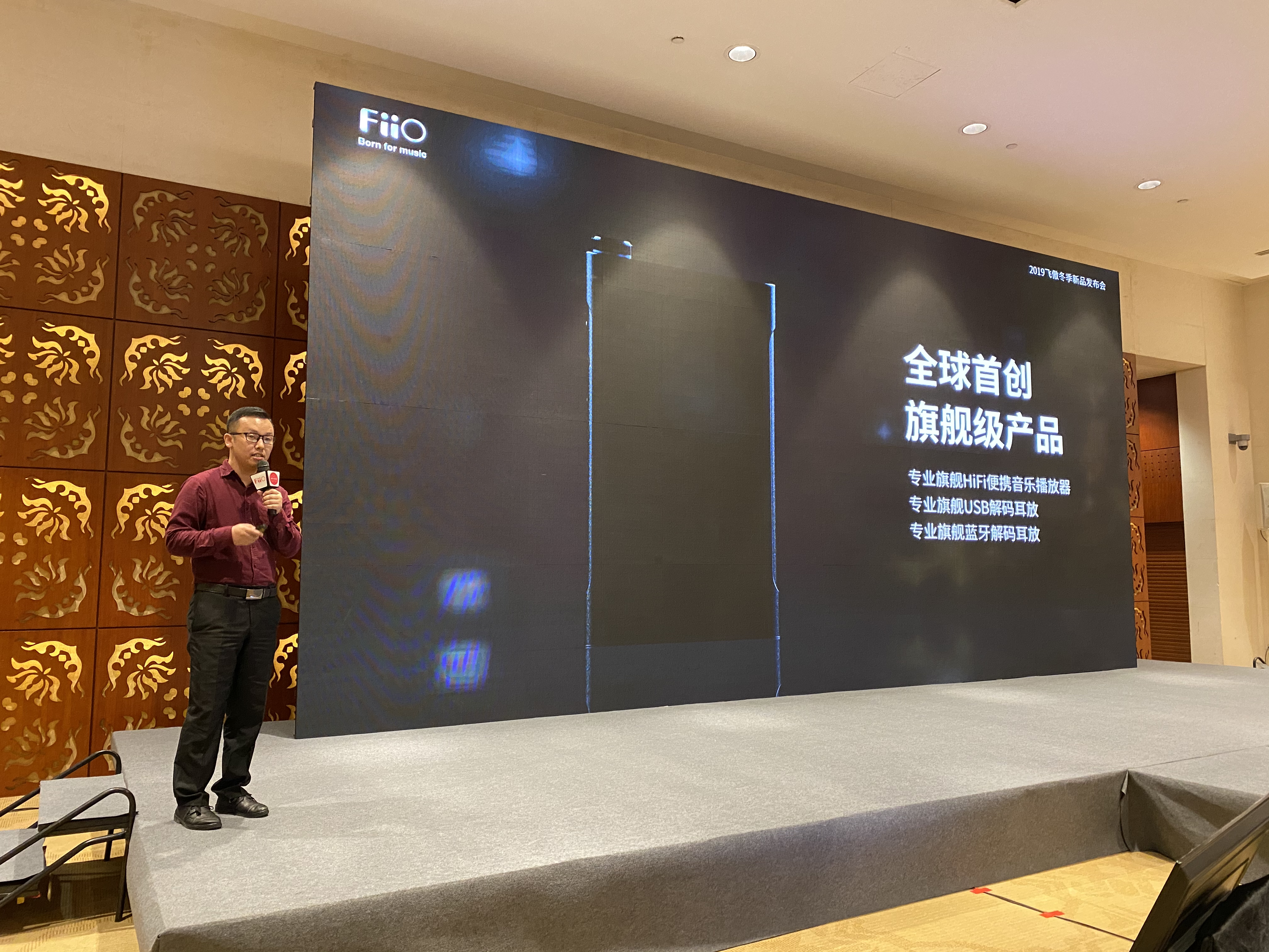 飞傲新品发布,价格屠夫无人机