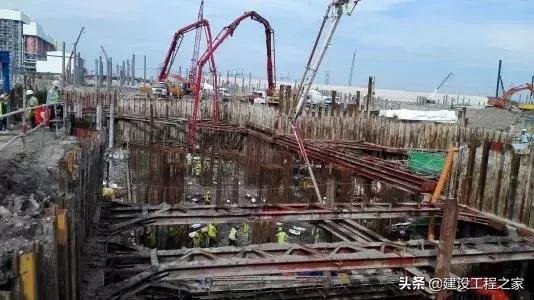 打混凝土时突下暴雨怎么办,混凝土过了12小时下大雨有问题吗