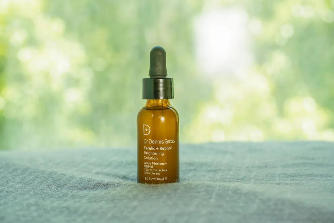 科颜氏美白精华和sk2美白精华,哪款美白精华白得更快