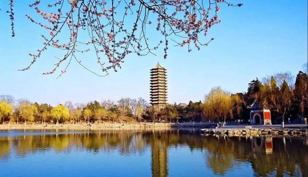 北京艺术设计专业大学,北大美术设计专业