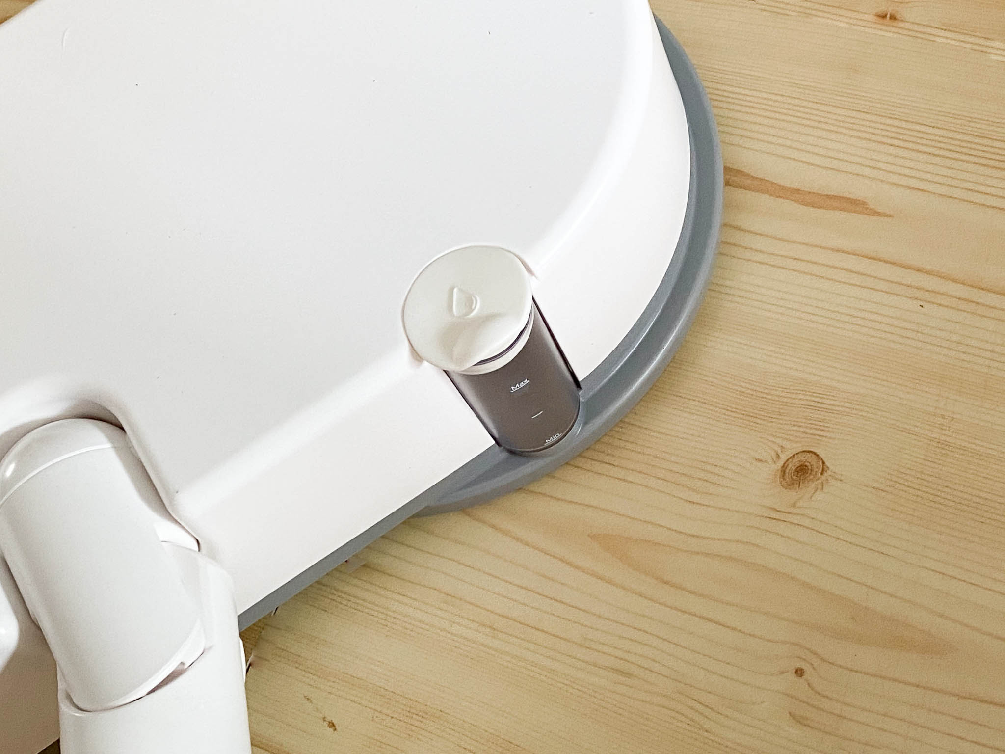 拖地再也不腰酸背痛,拖地干净不留痕迹轻松不累