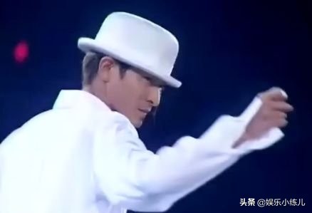 1999年刘德华开了多少场演唱会,为什么刘德华1999演唱会称为经典