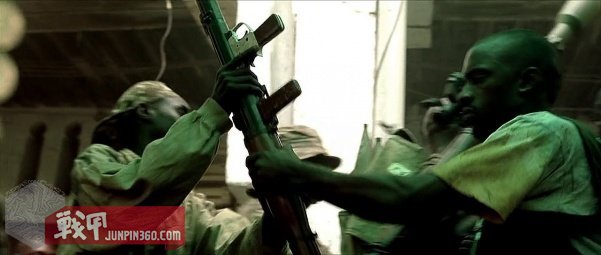 美国黑鹰战机坠落视频,黑鹰坠落最震撼视频