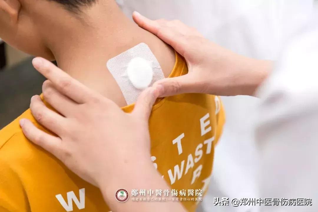 冬病夏治正当时三伏贴火热开贴,冬病夏治正当时三伏贴