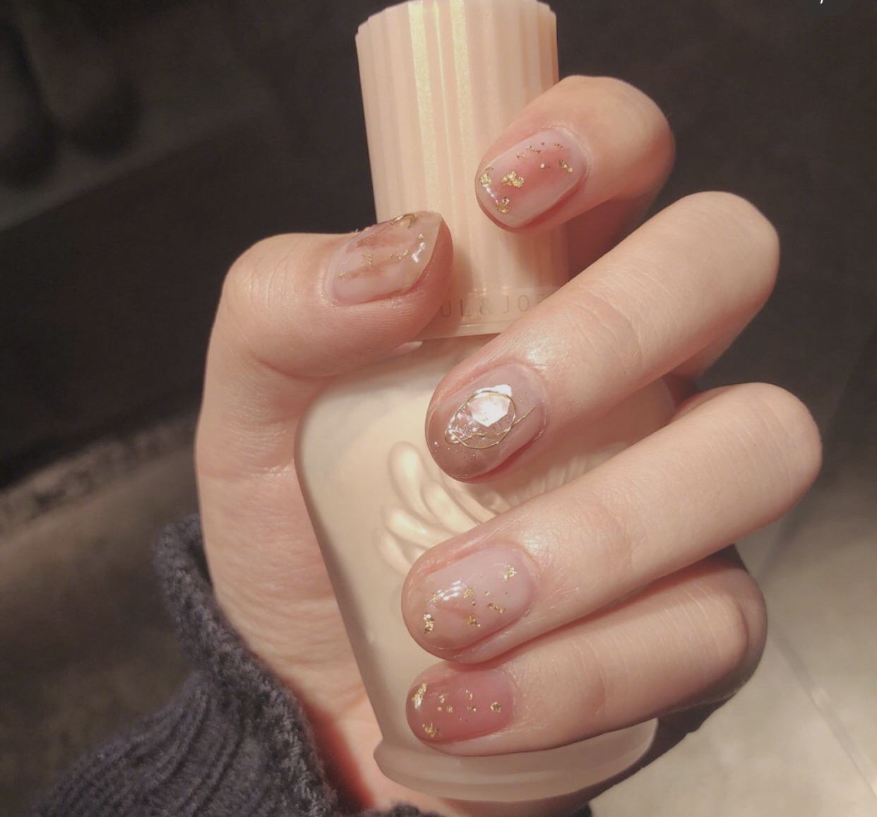 超简单美甲晕染教程,简单又好看的单色美甲教程