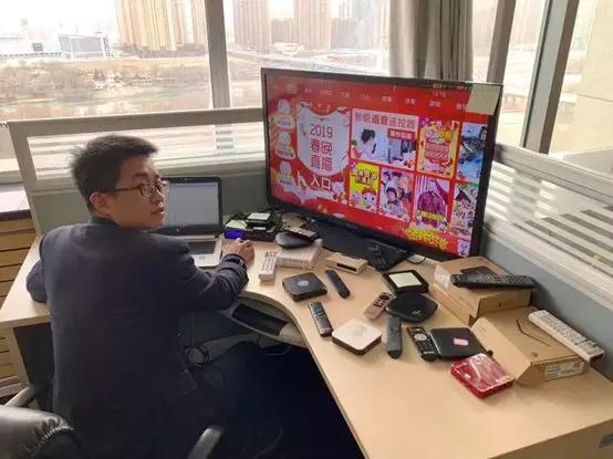 欢聚团圆夜——甘肃移动春节网络保障之魔百和篇(春节·阖家)