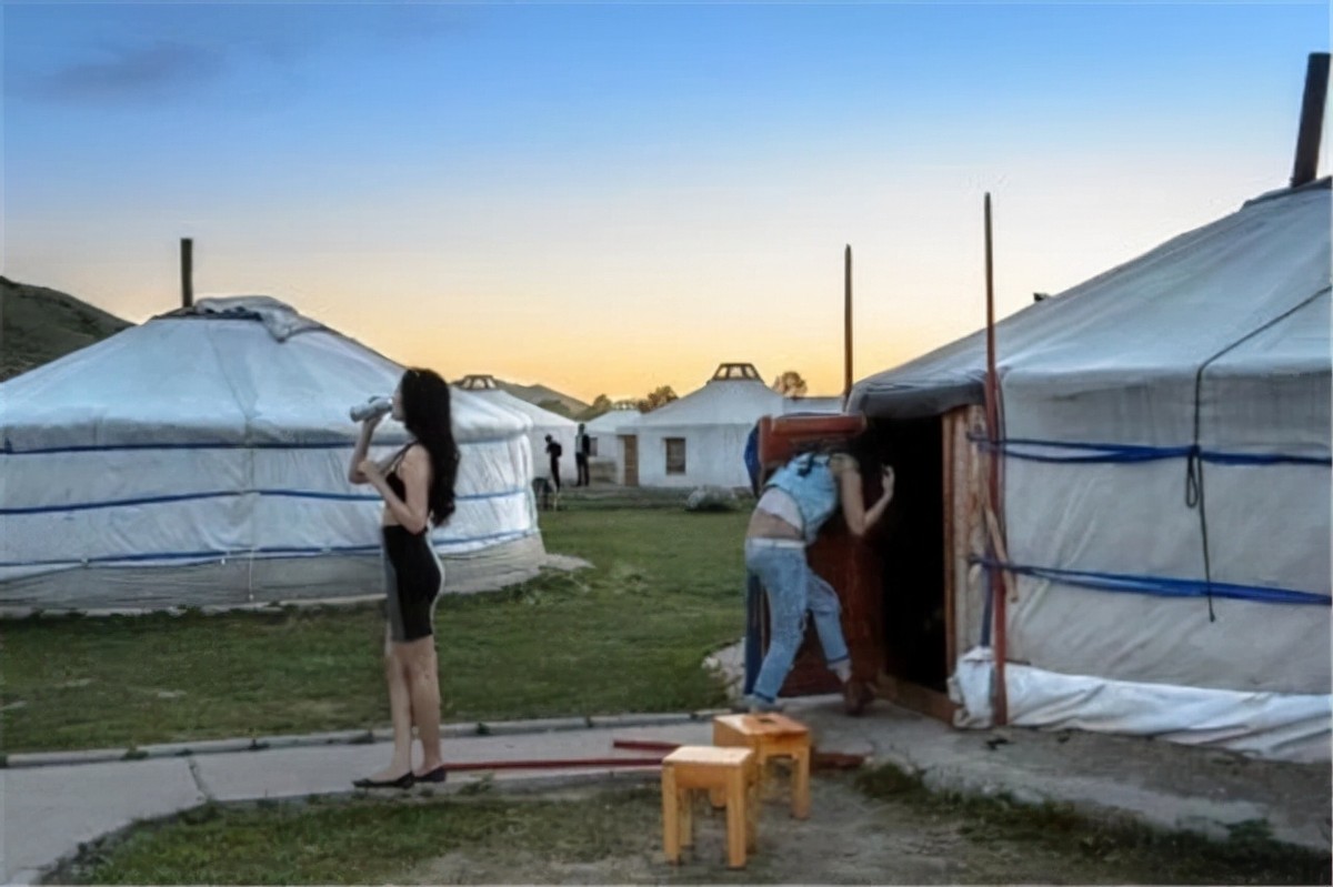 真实的蒙古人情况:扎堆去首都,买不起房子,就住在蒙古包里