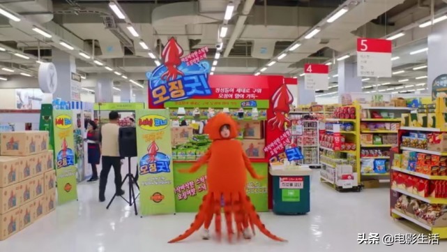 新沙雕韩剧！女主遇见17岁的自己，男主被误认为暴露狂笑出猪叫