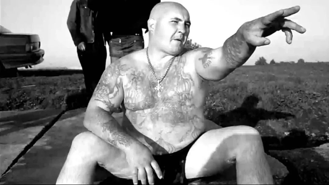 俄罗斯黑帮帅气场面,俄罗斯黑帮场面