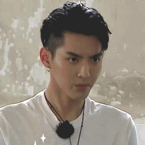 吴亦凡这些年骗了多少女孩？