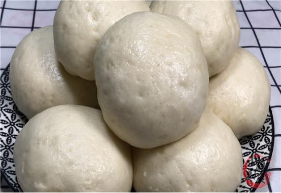 蒸包子发面技巧与方法,蒸包子发面技巧小视频