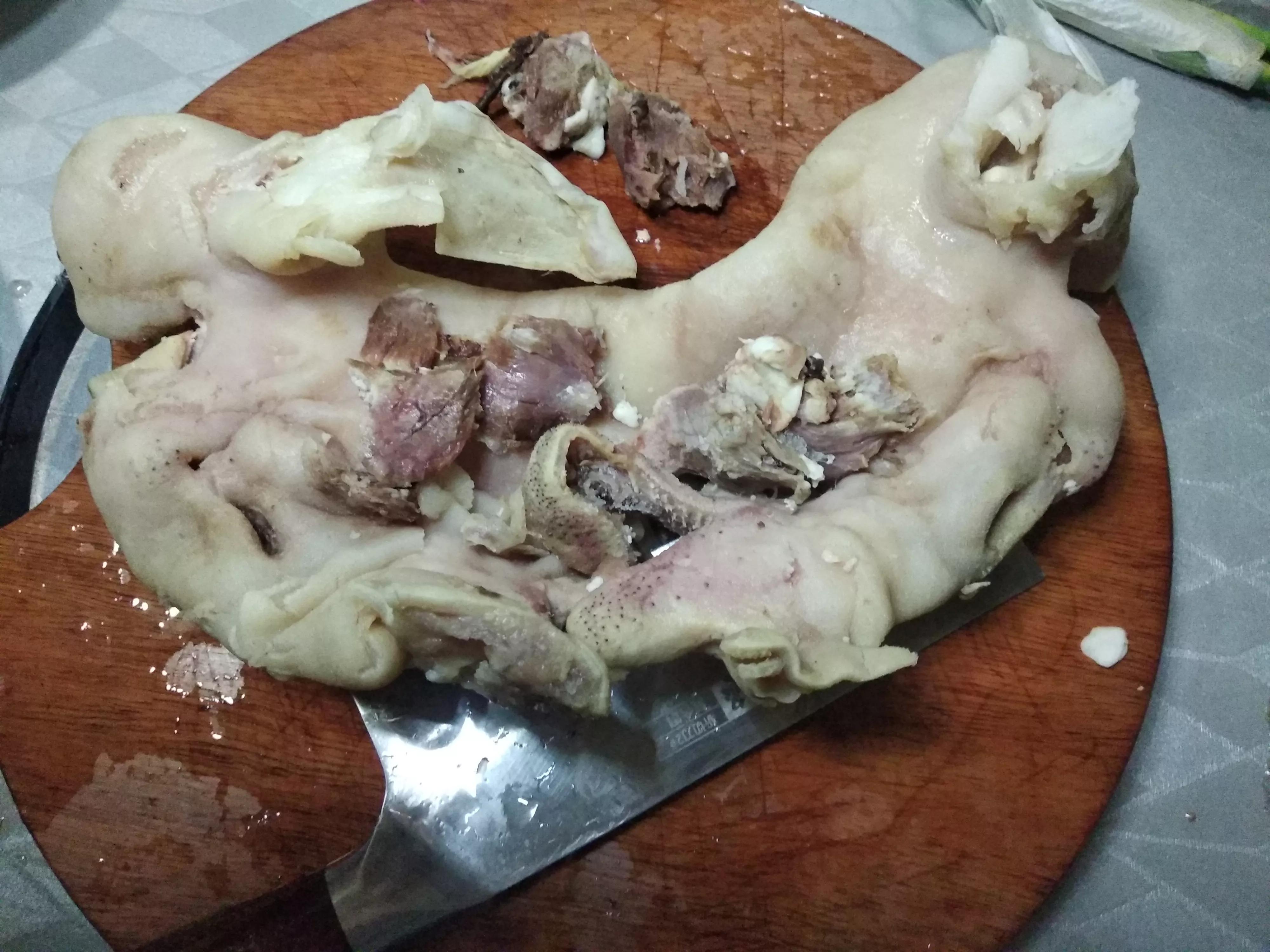 牛头肉为什么有贵有便宜的,牛头肉和猪头肉吃哪个更好一些