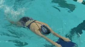 泳池里有“小蝌蚪”，女生游泳会怀孕吗？