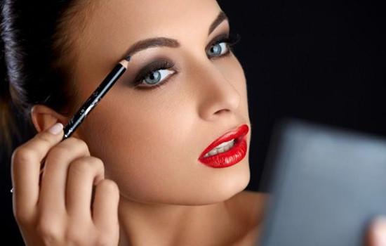 眉笔怎么修才不会断,眉笔断了该怎么挽救