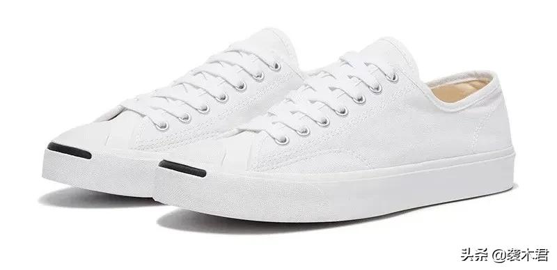 男款潮鞋柜,成熟男人的鞋柜有哪些鞋