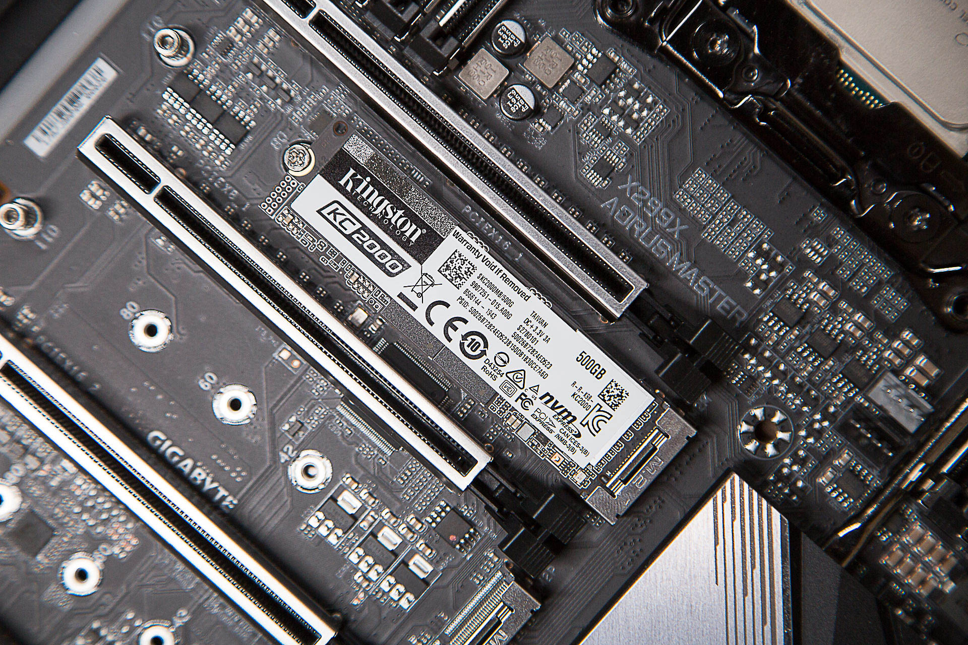 年末搭建一台X299的工作站主机应该怎么选配置？