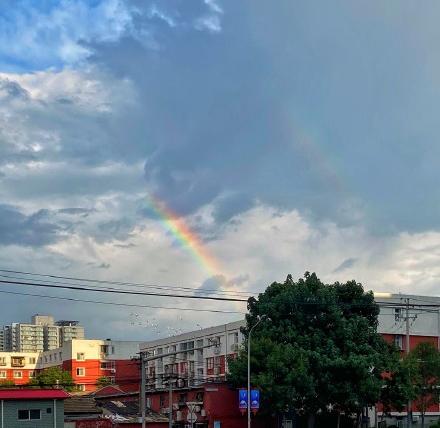 北京雨后彩虹出现频繁的原因,北京雨后出现罕见双彩虹