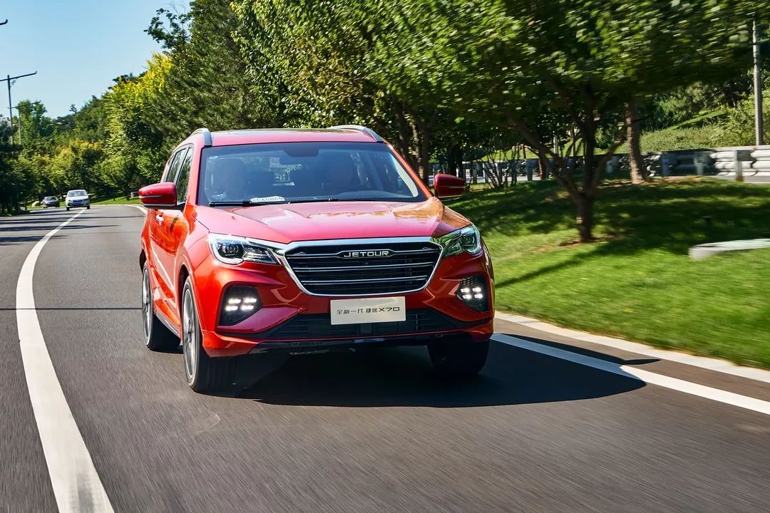 销量王上市一年就换代,AT换成双离合!网友:奇瑞终于会玩把戏了