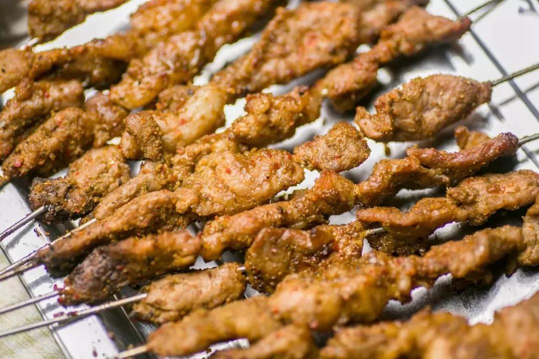 “大金链子小手表，一天三顿吃烧烤”徐州16家烧烤扛把子都在这儿