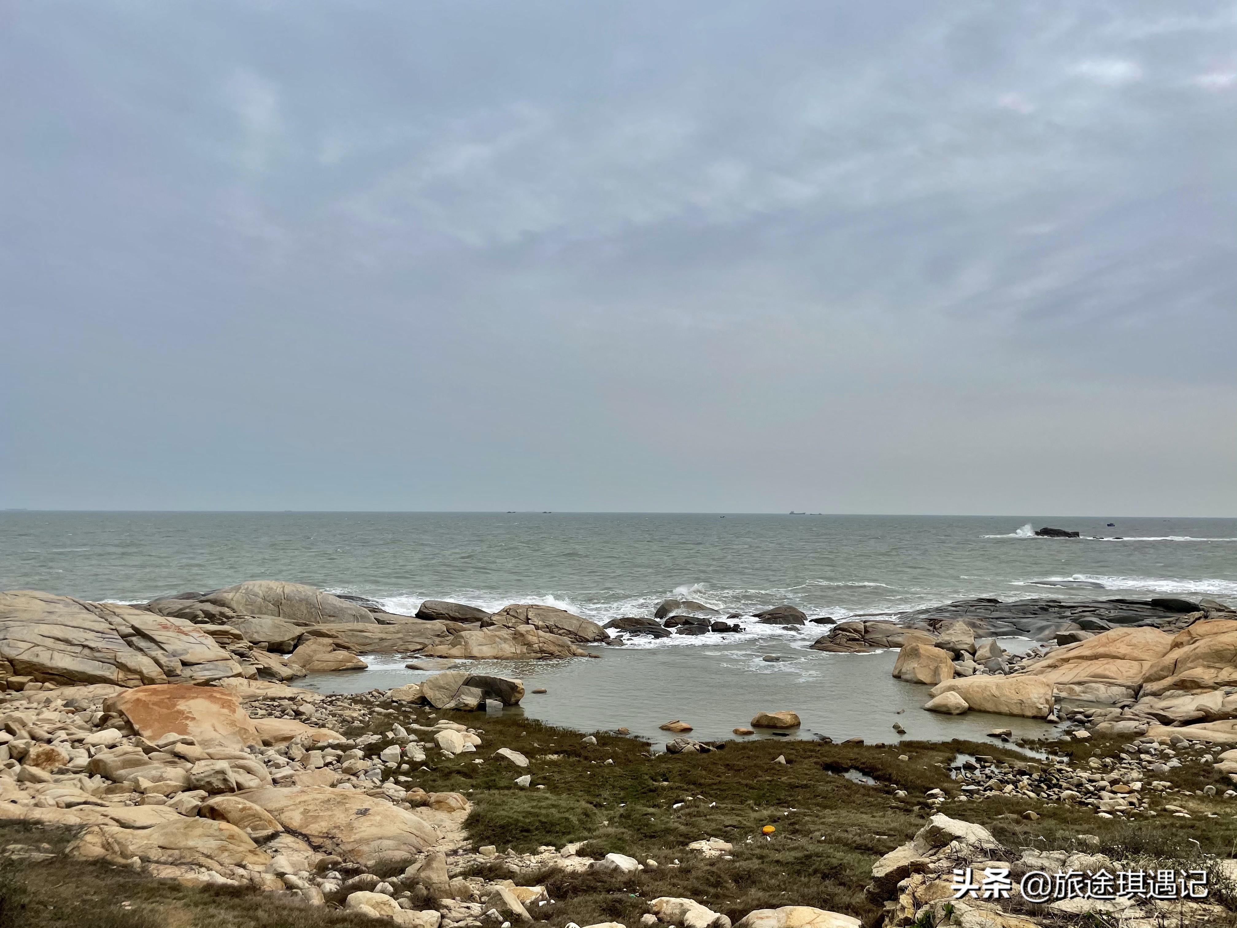 一座灯塔、一口神泉、一片风车，在广东惠来我看到了不一样的大海