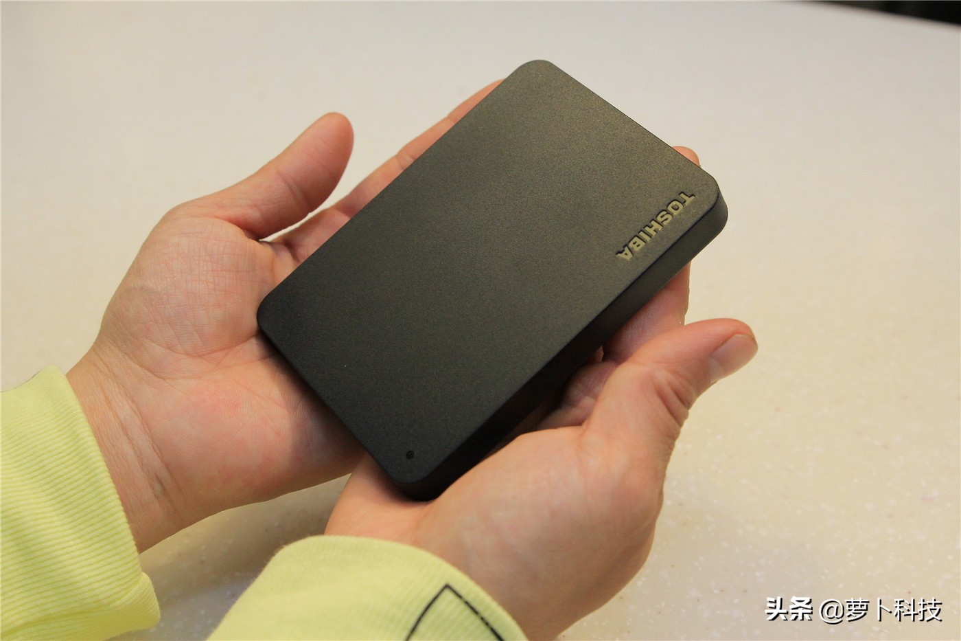 东芝移动硬盘a3和slim哪个好,东芝a3移动硬盘为啥那么便宜
