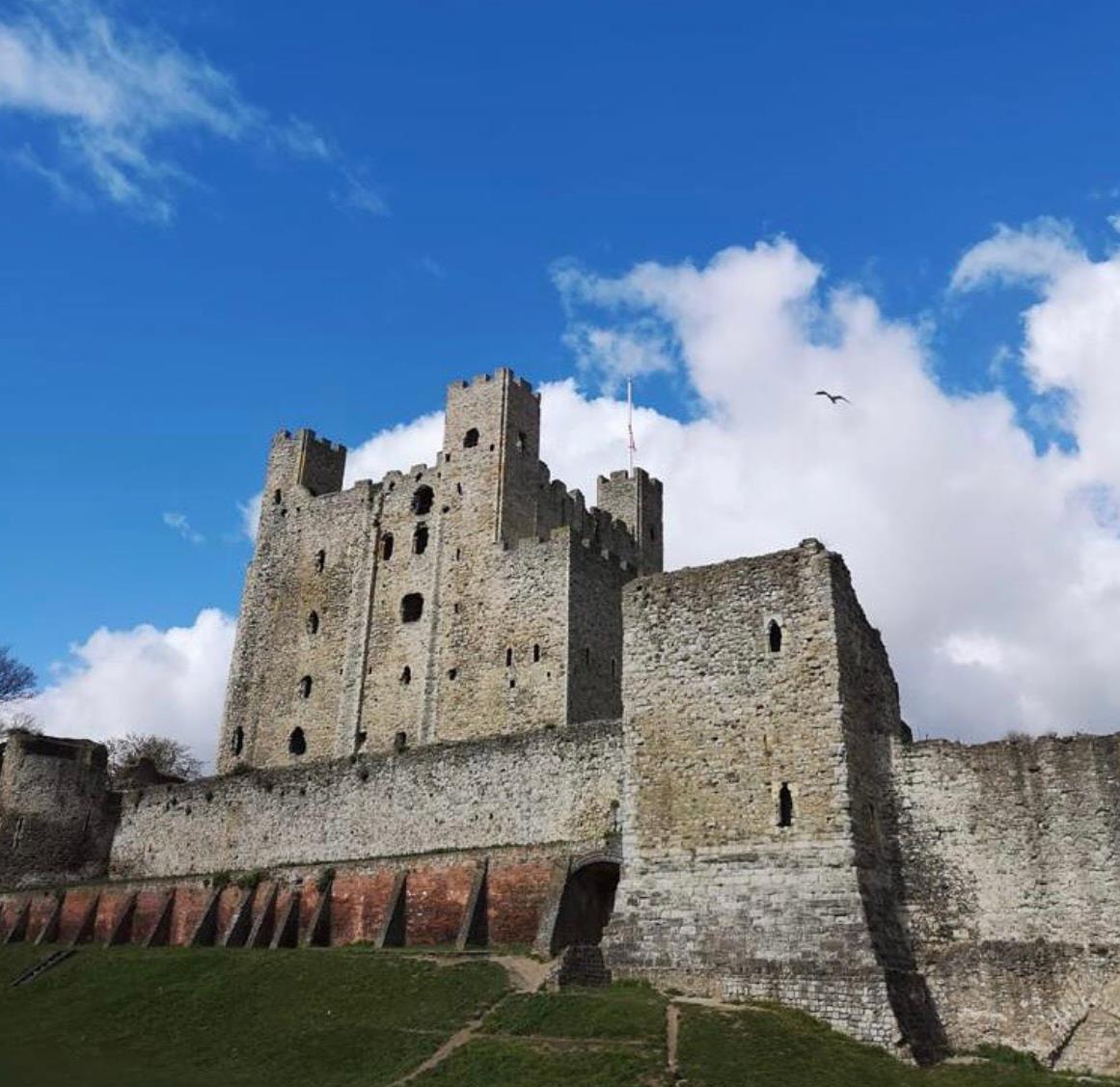 英国肯特大学qs2022,肯特大学惨案镜头