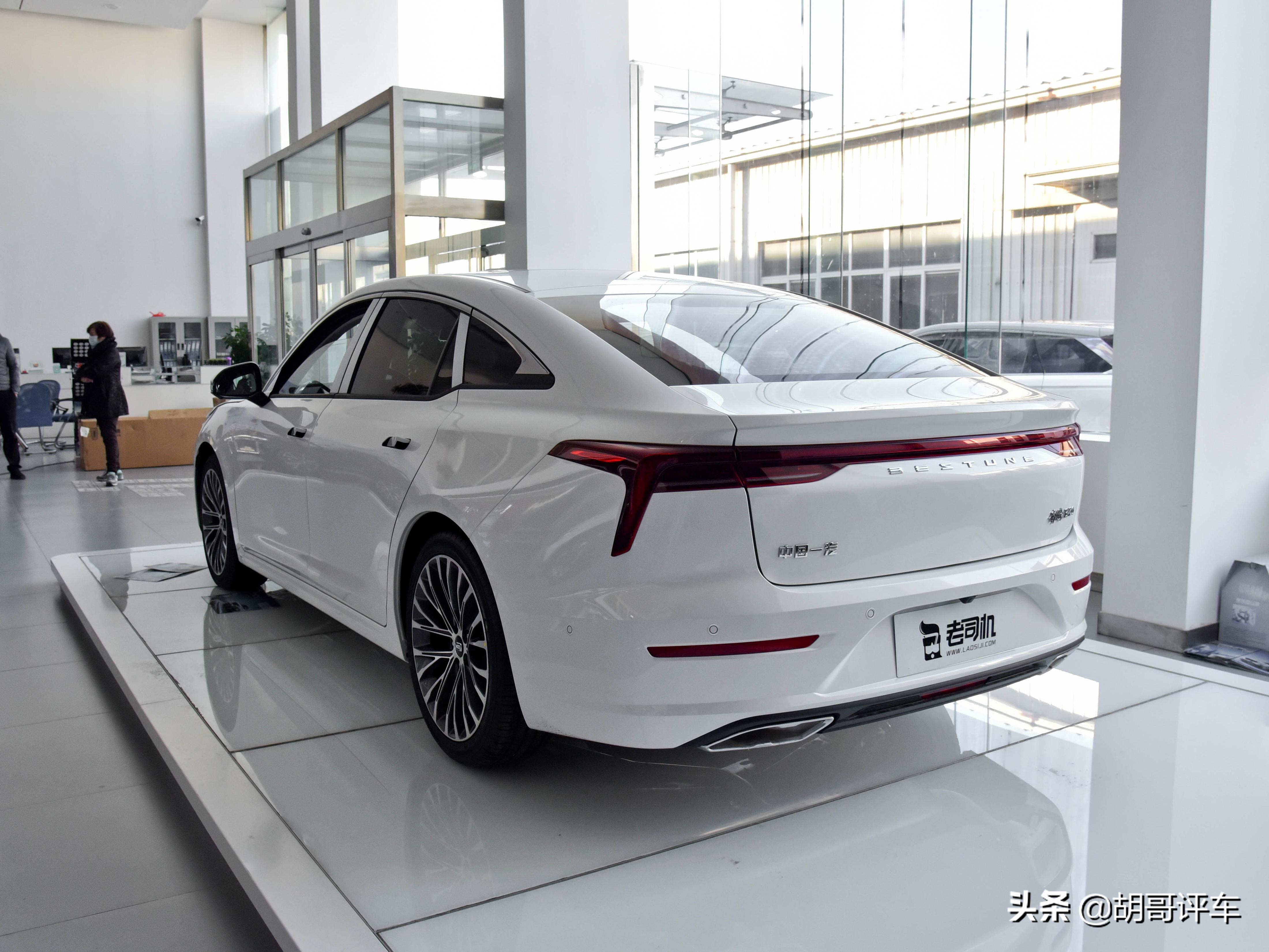 掀背尾门,掀背尾门的优点