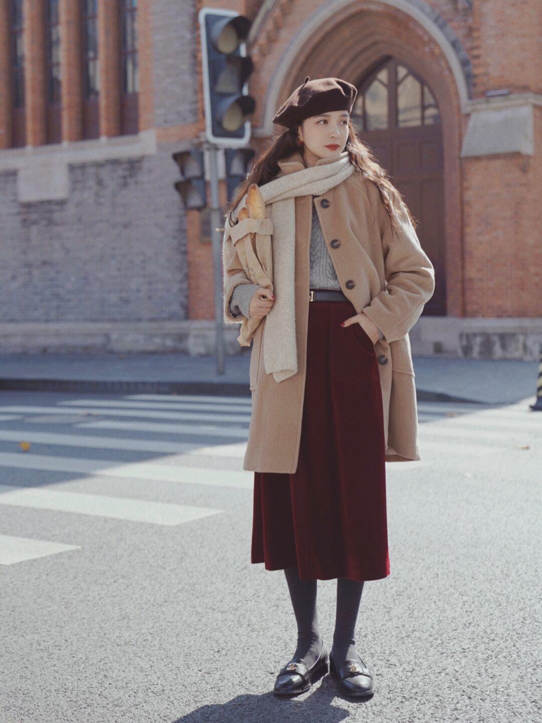 驼色羊绒大衣最佳颜色,驼色大衣推荐什么年纪