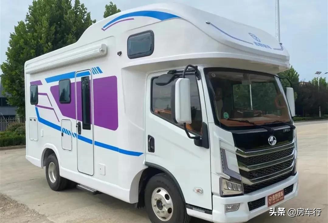 轻卡房车c型房车b型房车,房车推荐80万豪华房车c型
